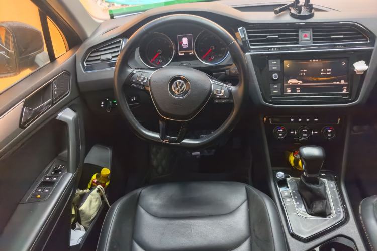 Used Volkswagen Tiguan L 2019 330TSI Automatic Two-Wheel Drive Panoramic Comfort Edition China VI Standard