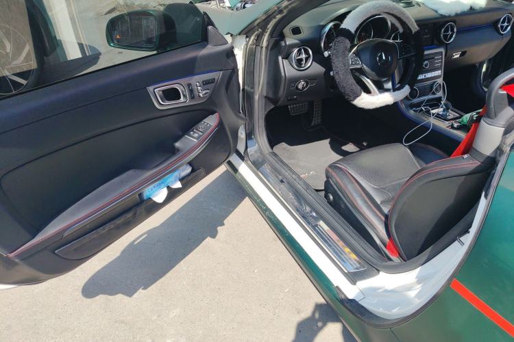 Used Mercedes-Benz SLC 2018 SLC 260 Zhu Yan Special Edition Driver Seat