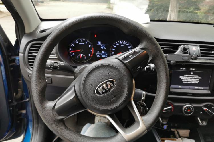 Used Kia K2 2017 Sedan 1.4L Automatic Transmission 15th Anniversary Special Edition GLS
