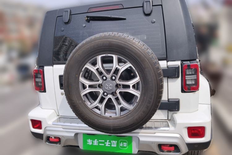 Used BAIC Off-Road BJ40 2019 2.3T Automatic Four-Wheel Drive Urban Hunter Edition Premium Model China VI Emission Standard Rear