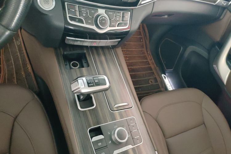 Used Haval H9 2017 2.0T Gasoline 4x4 Luxury 7-Seater