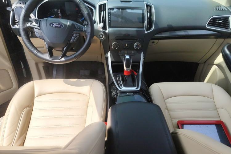 Used Ford Edge 2016 EcoBoost 245 Two-Wheel-Drive Titanium 5-Seater