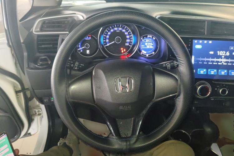 Used Honda Fit 2016 1.5L SES CVT Fashion Sunroof Edition Steering Wheel