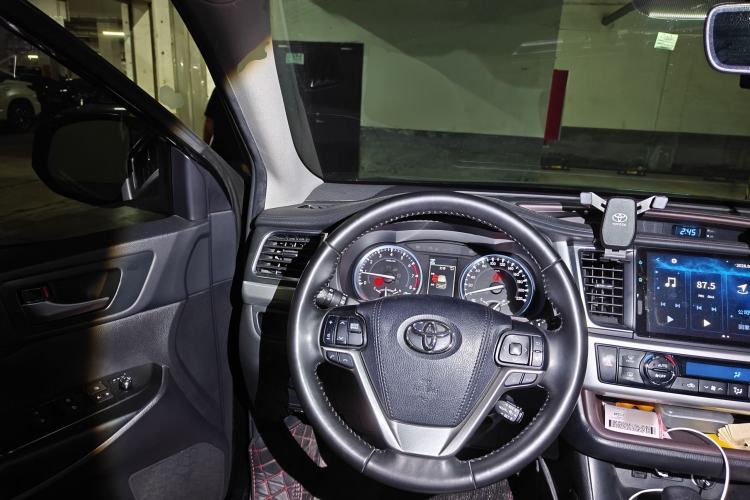 Used Toyota Highlander 2021 2.0T Four-Wheel Drive Luxury Edition 7 Seats
