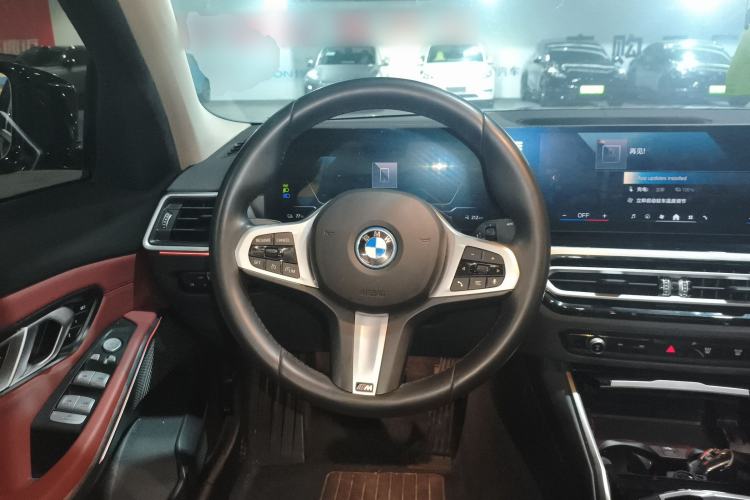 Used BMW i3 2024 eDrive 35 L Steering Wheel