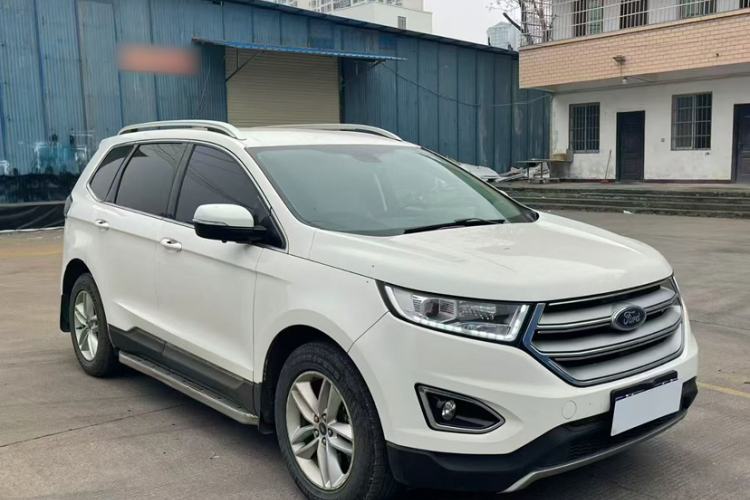 Used Ford Edge 2016 EcoBoost 245 Two-Wheel-Drive Platinum Edition 7-Seater
