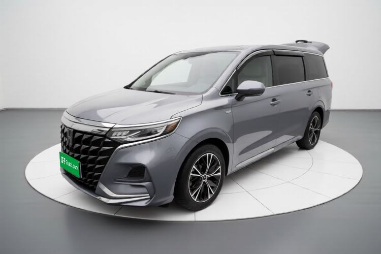 Used Roewe iMAX8 2023 400TGI Comfort Edition