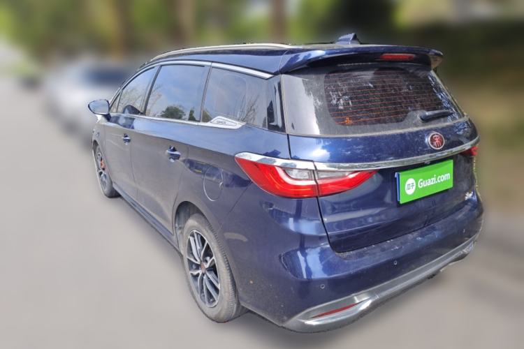 Used BYD Song MAX 2018 1.5T Automatic Smart Connect Luxury 6-Seater