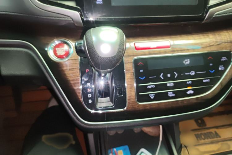 Used Honda Odyssey 2015 2.4L Prestige Edition
