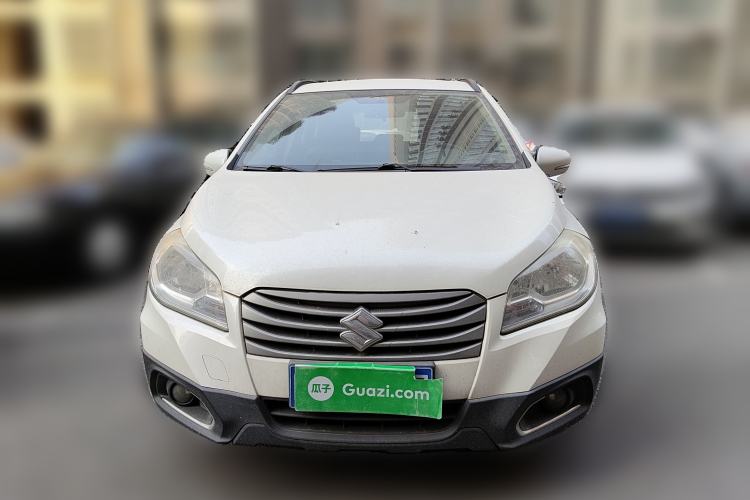 Used Suzuki S-Cross 2015 1.6L CVT Two-Wheel Drive Entry-Level Trim