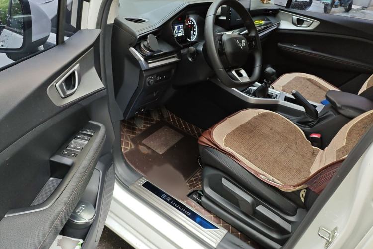 Used Wuling Jiachen 2022 1.5L Manual Enjoyment Elite Model