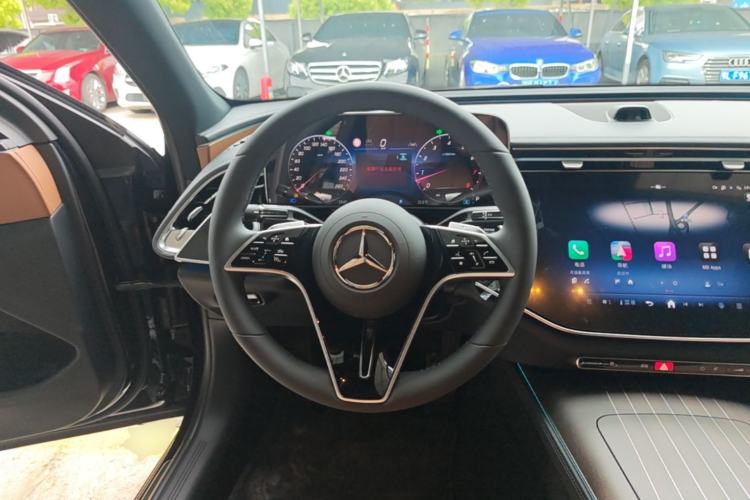 Used Mercedes-Benz E-Class 2026 E 300 L Luxury Steering Wheel