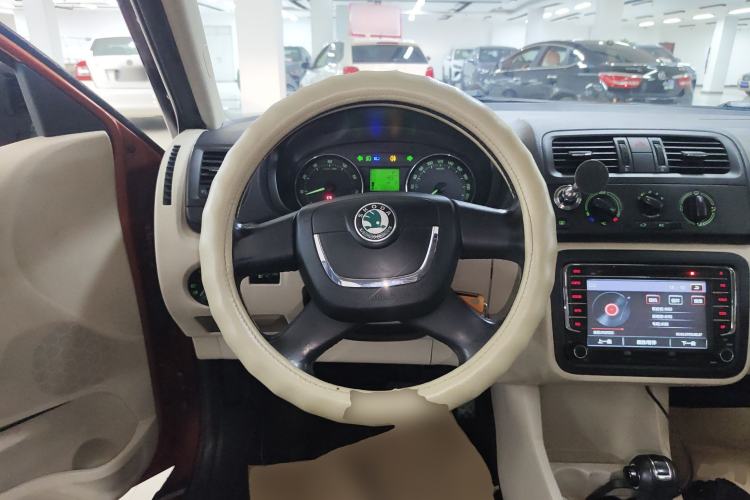 Used Skoda Fabia 2012 1.6L Scout
