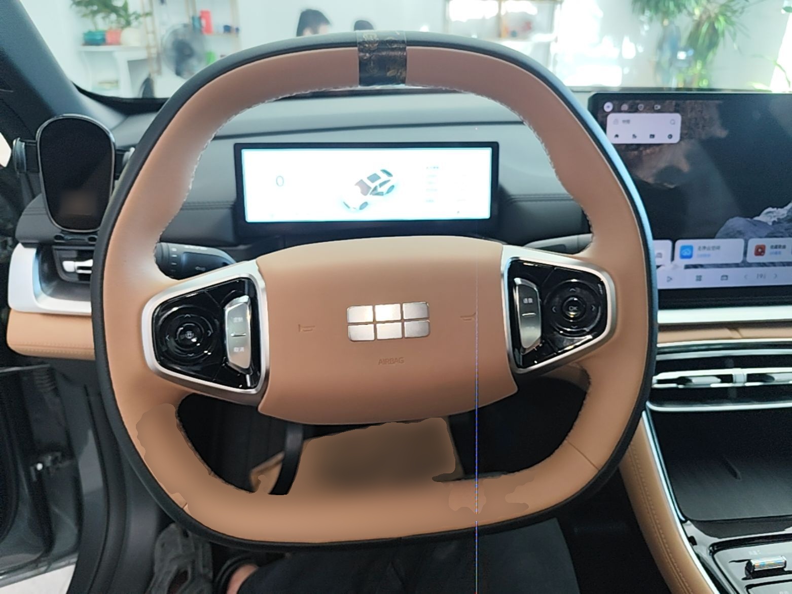 Geely Galaxy A7 2025 Model EM-i 70km Luxury Edition — снимка 13