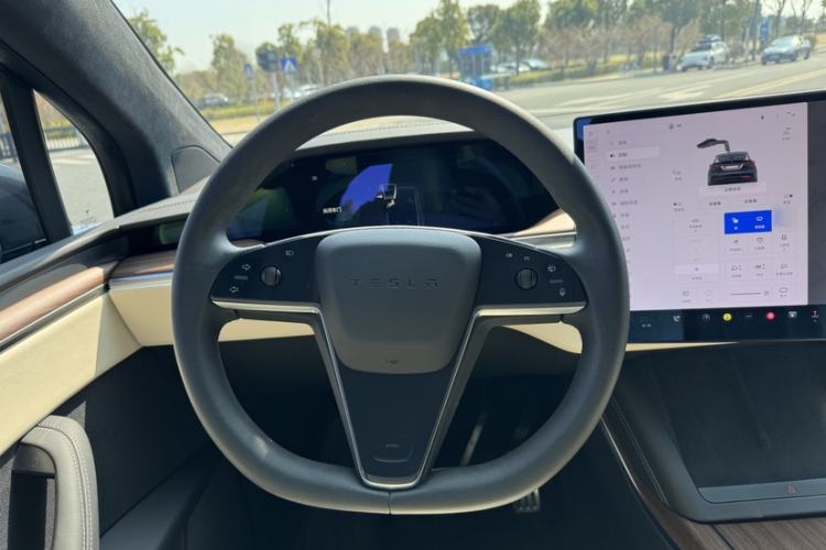 Used Tesla Model X 2023 Dual-Motor All-Wheel-Drive Version
