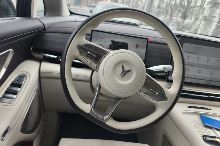 Used VOYAH Dream 2026 Model PHEV Qiankun Pro
