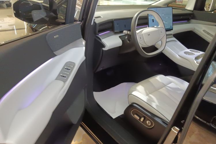 Used XPeng X9 2024 702 Ultra-Long Range Pro