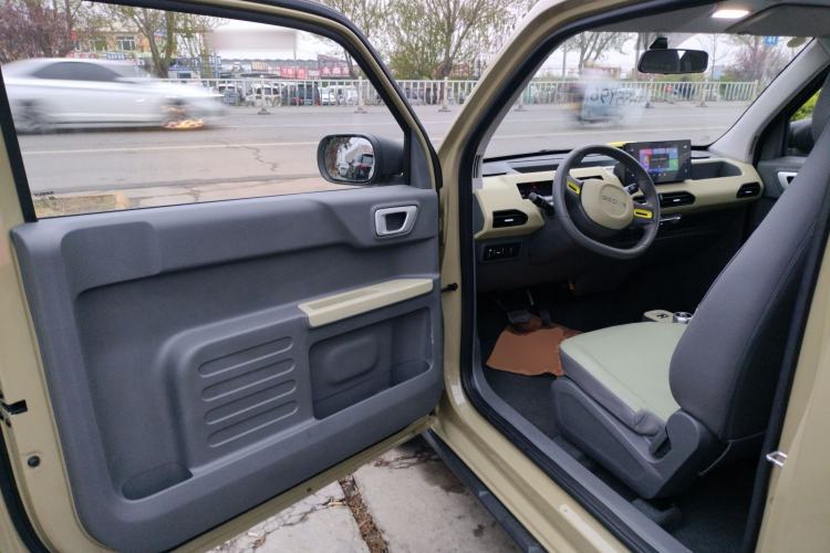 Used Geely Galaxy Panda 2024 200km Panda Rider Driver Seat