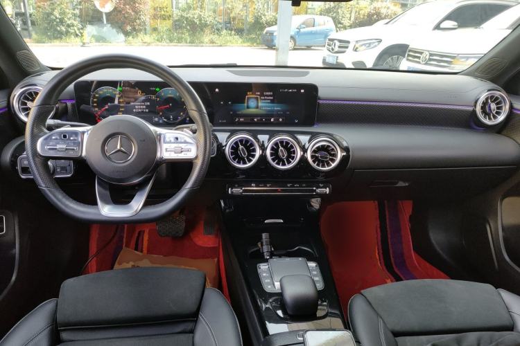 Used Mercedes-Benz A-Class 2021 A 200 L Sport Sedan Fashion Model
