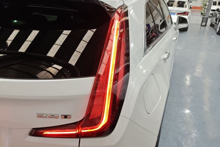 Used Cadillac XT4 2021 28T Two-Wheel Drive Leading Version