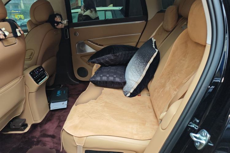 Used Hima AITO M8 2025 Extended-Range Ultra Version 53.4 kWh 5-Seater Edition
