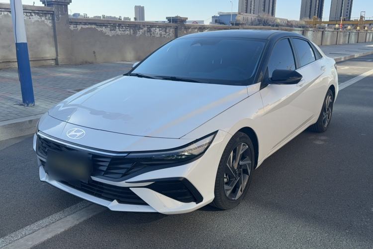 Used Hyundai Elantra 2023 1.5L CVT LUX Prestige Edition