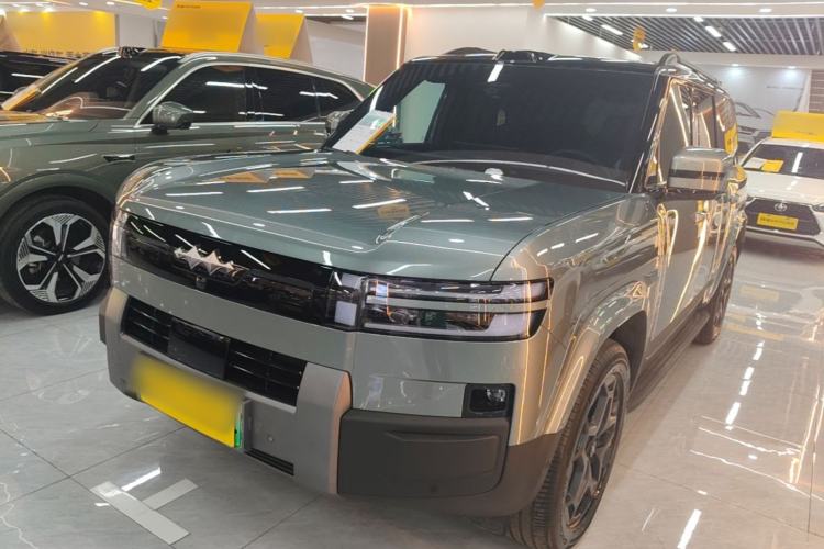 Used Formula Leopard Titanium 7 2025 Model 190 km Four-Wheel Drive Ultra Edition Guazi used car, China used car export, Used car for sale, Used  cars, Cheapest cars for sale