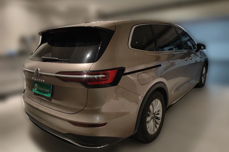 Used Volkswagen Viloran 2020 330TSI Business Edition Rear Right 45 Deg