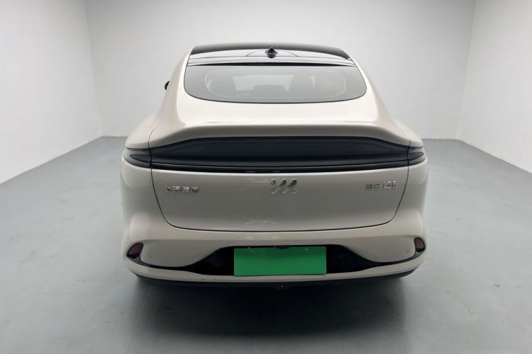 Used IM LS6 2023 Max Standard Edition
