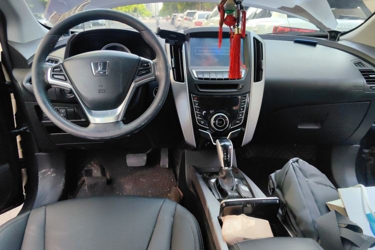 Used Luxgen U6 SUV 2014 1.8T ZhiZun Model
