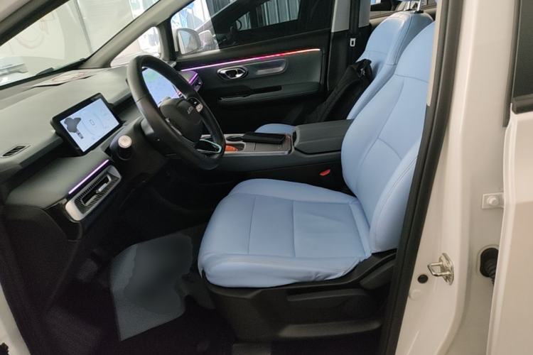 Used AION Y 2023 Plus 510 Enjoy Edition Left Front Seat