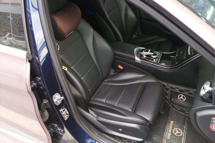 Used Mercedes-Benz C-Class 2017 Facelift C 200 L Sport Edition Right Front Seat