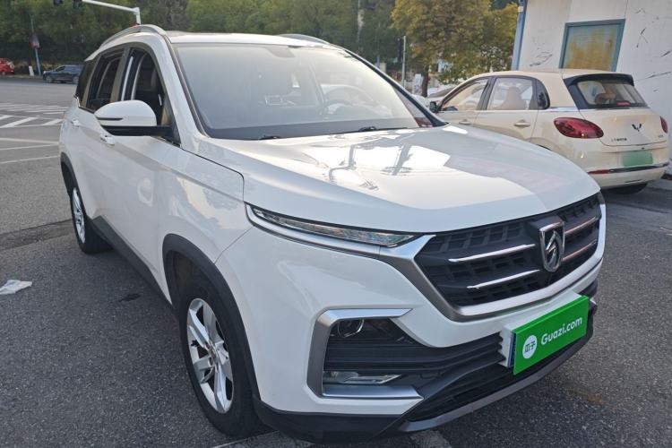 Used Baojun 530 2019 1.5T CVT Luxury Model 7 Seats China V Emission Standard
