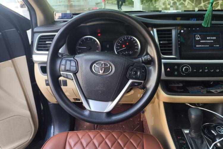 Used Toyota Highlander 2018 2.0T Four-Wheel Drive Elite Edition 7 Seats China VI Standard