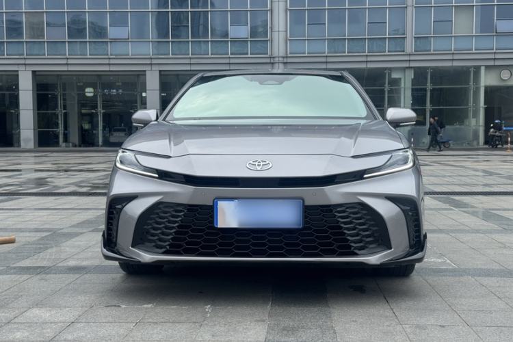 Used Toyota Camry 2026 Model Dual-Engine 2.0HSE Sport Lite Edition Exterior 6