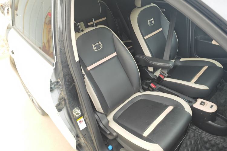 Used ORA Black Cat 2022 351 km HelloKitty Collaboration Edition Lithium-Ion Battery
