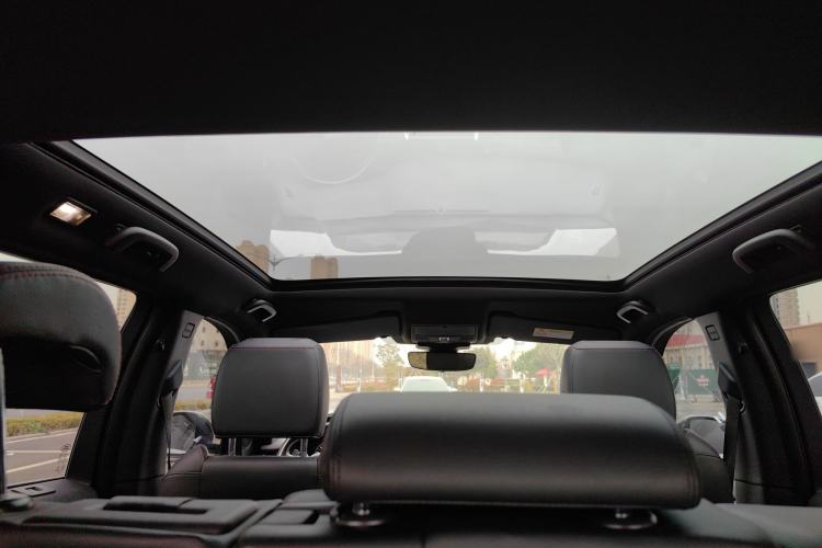 Used Land Rover Discovery Sport 2020 249 PS R-Dynamic Performance Tech Edition 7 Seats Headliner