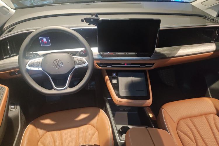 Used Volkswagen Talagon 2026 Model 450TSI Four-Wheel Drive Supreme 6-Seater Center Console