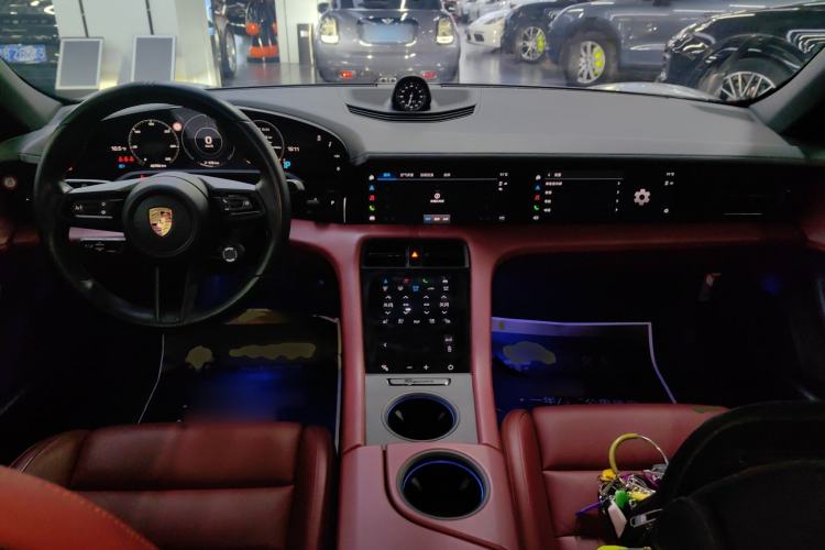 Used Porsche Taycan 2022-Year Updated Taycan
