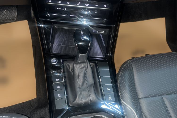 Used Volkswagen Passat 2024 380TSI Starry Luxury Edition