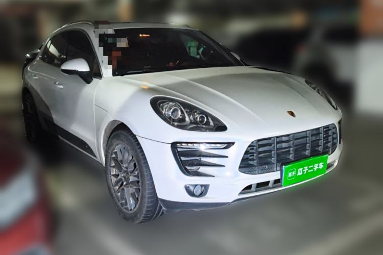 Used Porsche Macan 2014 Macan 2.0T Front Right 45 Deg