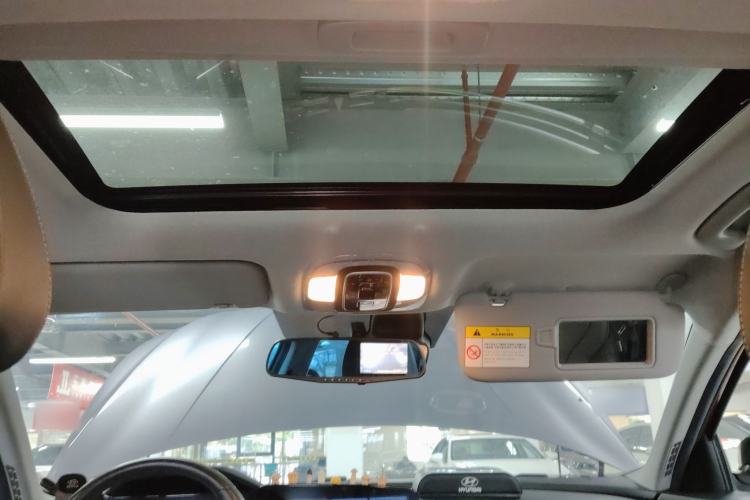 Used Hyundai Elantra 2021 1.5L CVT TOP Flagship Edition Headliner