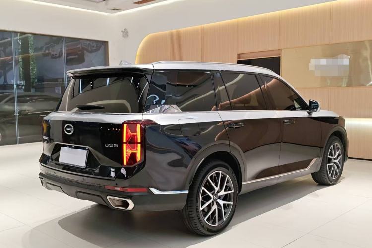 Used GAC Trumpchi GS8 2022 Linghang Series 2.0 TGDI Two-Wheel-Drive Luxury Smart Connectivity Version (7 Seats) Exterior 4