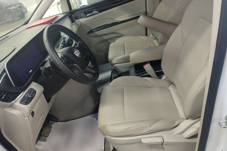 Used Buick GL8 2022 ES Landtrek 653T Comfort Edition