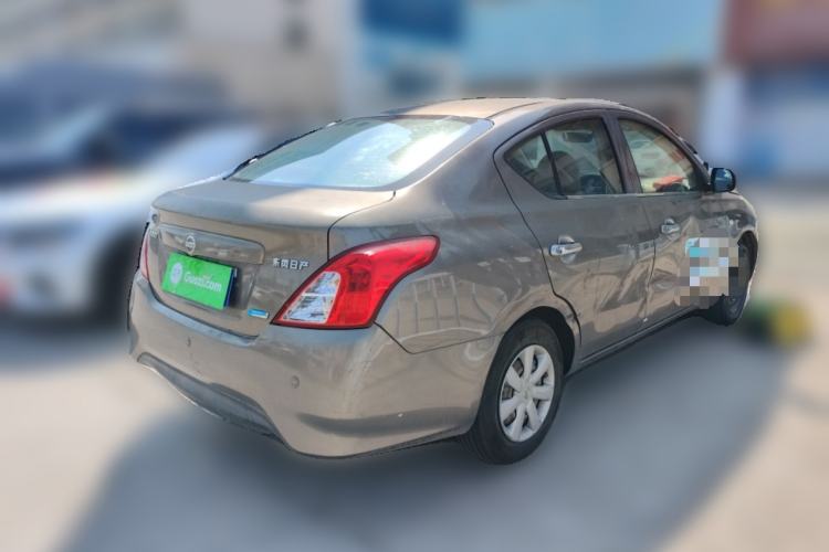 Used Nissan Sunny 2014 1.5XE Manual Elite Edition Rear Right 45 Deg