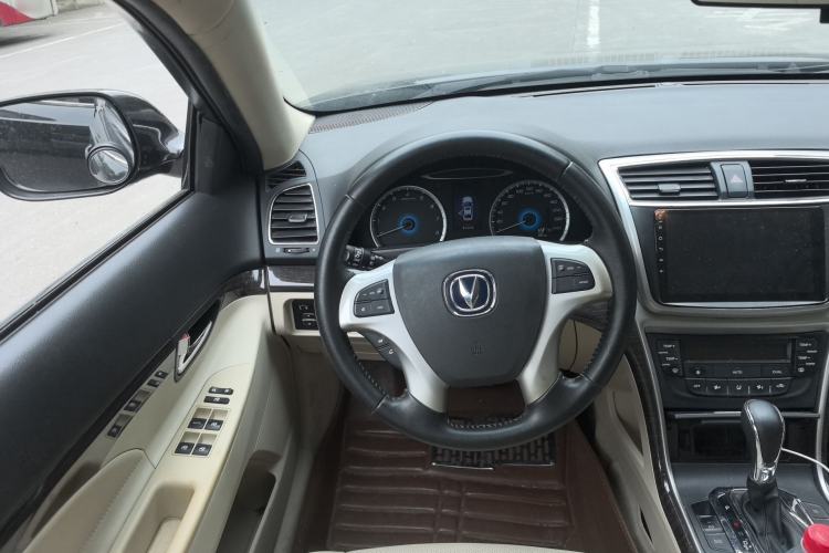 Used CHANGAN Raeton 2014 1.8T Automatic Elite Anniversary Edition China IV Standard
