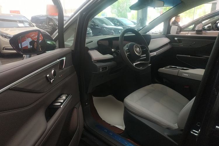 Used Buick GL8 2025 Lu Zun Smart Enjoyment Edition
