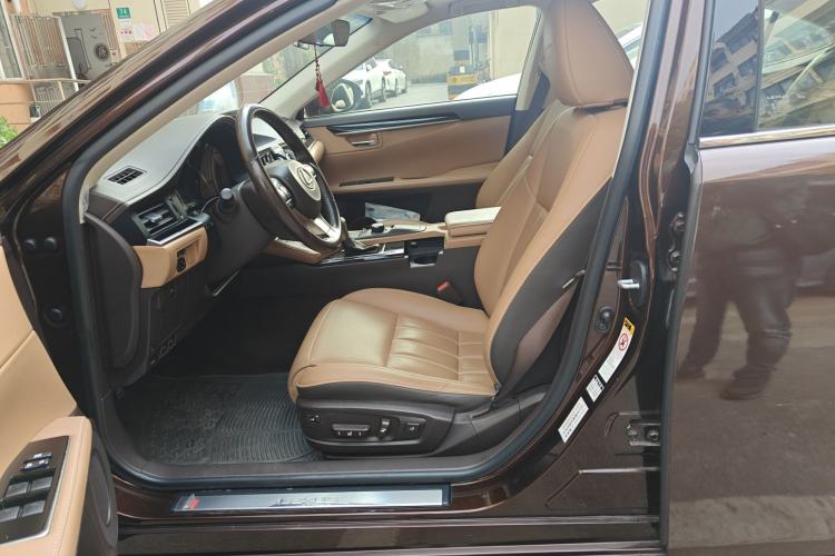 Used Lexus ES 2015 200 Elite Edition
