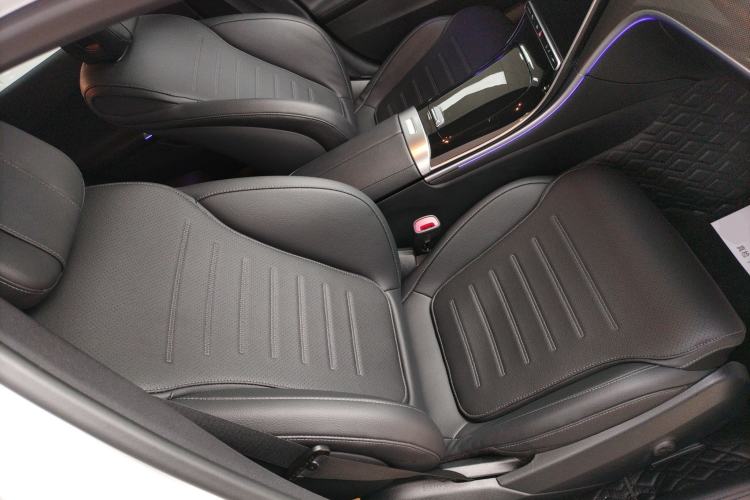 Used Mercedes-Benz C-Class 2024 Restyled C 260 L Sport Edition Right Front Seat