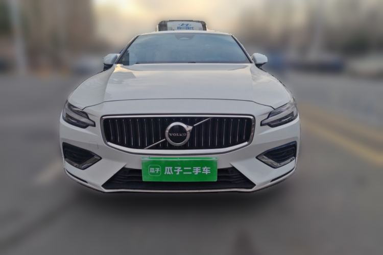 Used Volvo S60 2023 B4 Zhiyi Luxury Edition

